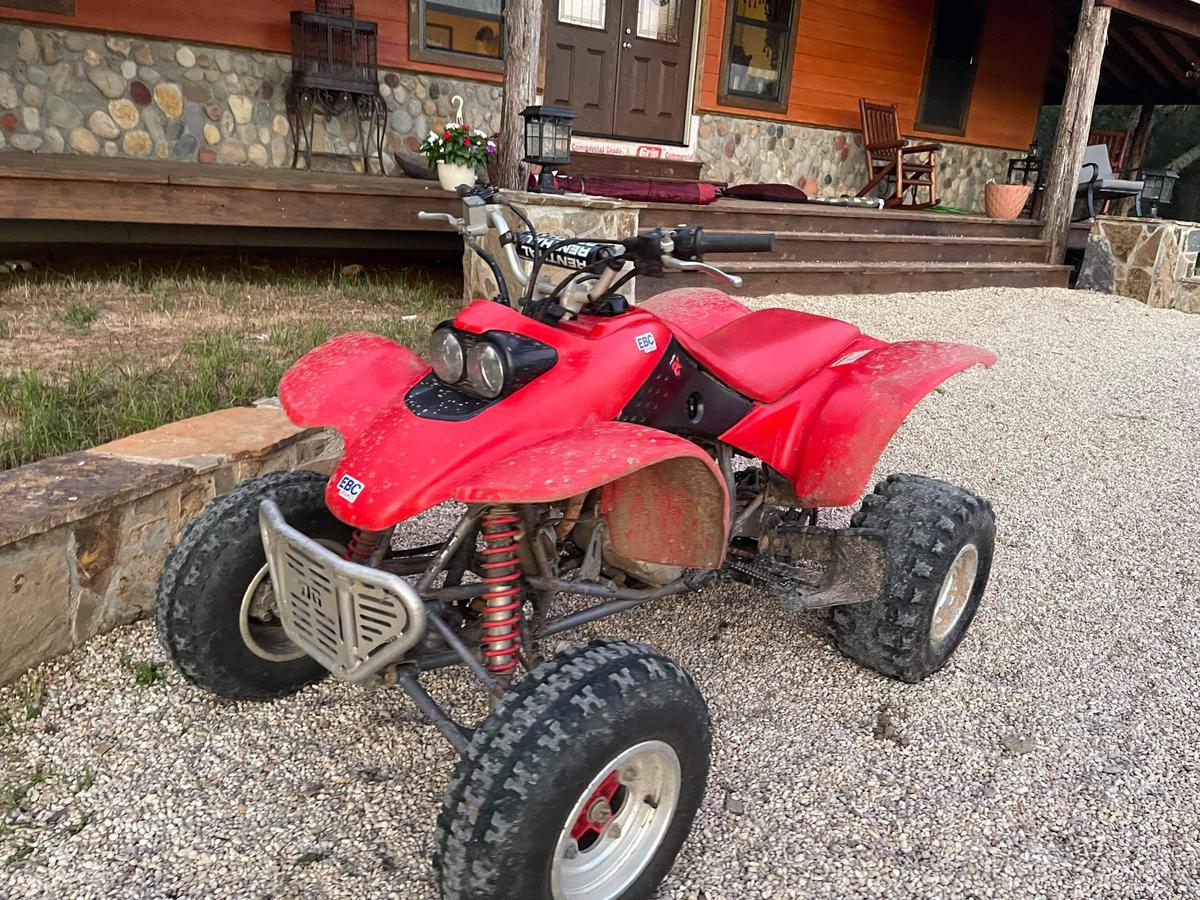 Cranks Runs Operates Honda 4wheeler ATVSN: unk Hrs: unk