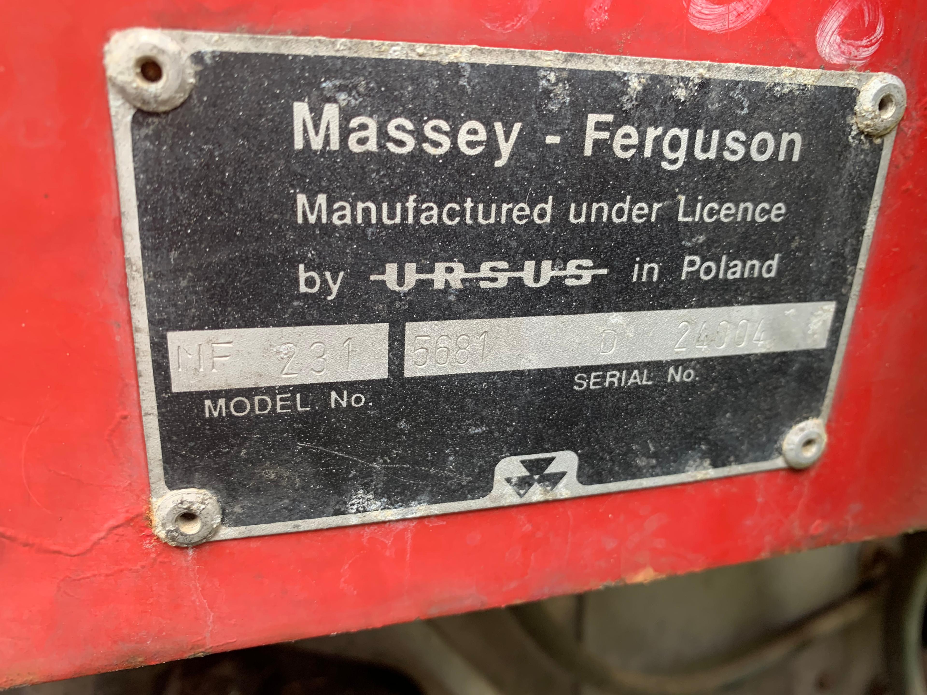 Massey Ferguson 231 Tractor 5681