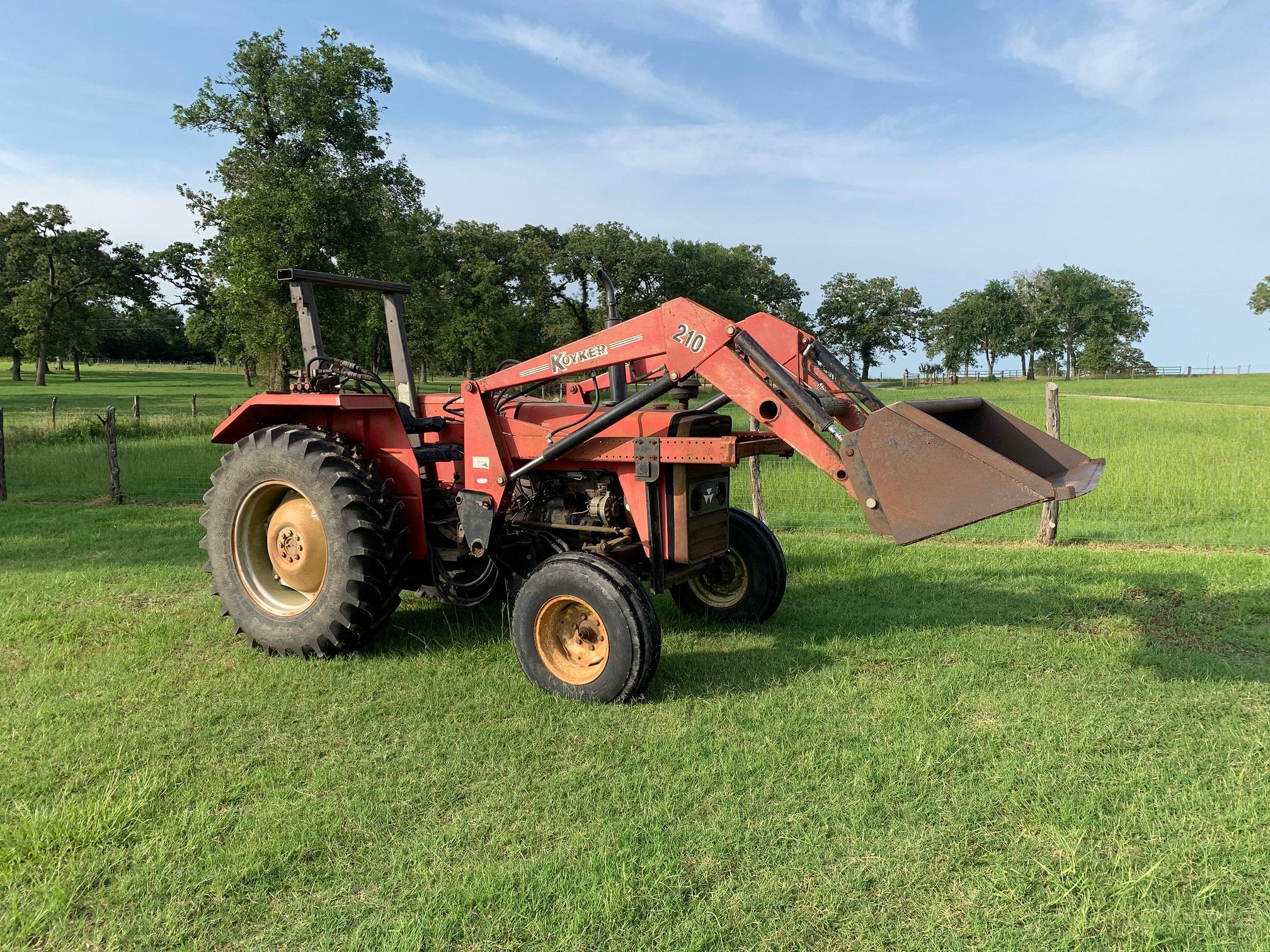 Massey Ferguson 231 Tractor 5681