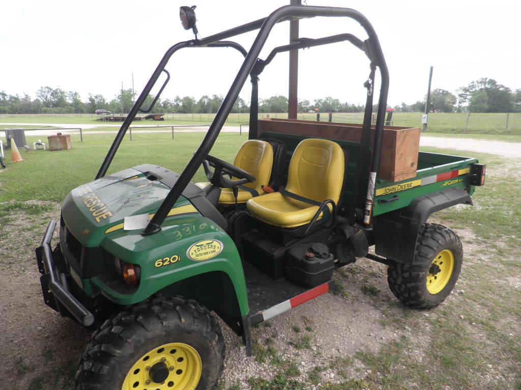 JD 620 Gator Gas powered