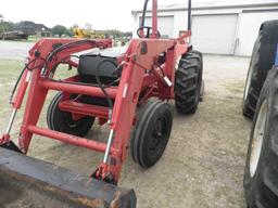 Case 275 Tractor with Loader