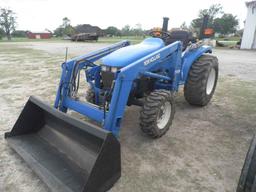 NH TC 29 Tractor with loader