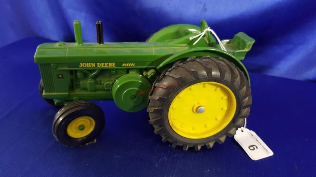 John Deere Model R Diesel 1/16 Scale ERTL