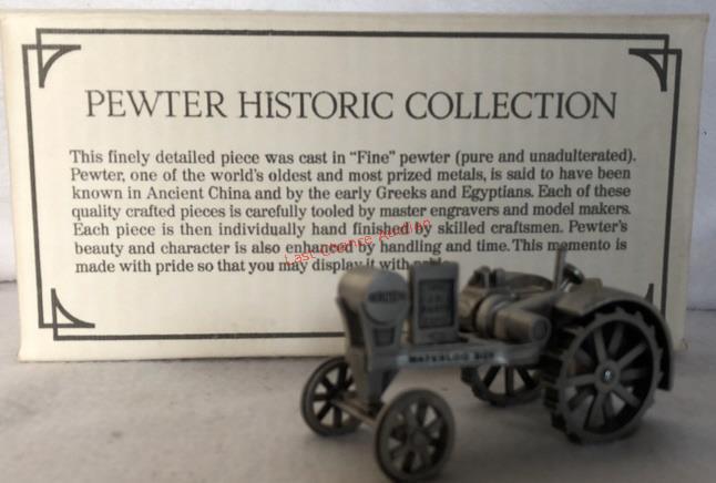 John Deere WATERLOO Boy "Pewter: