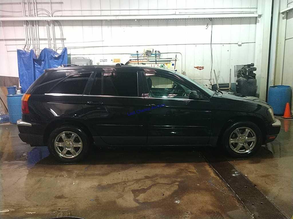 2004 Chrysler PACIFICA