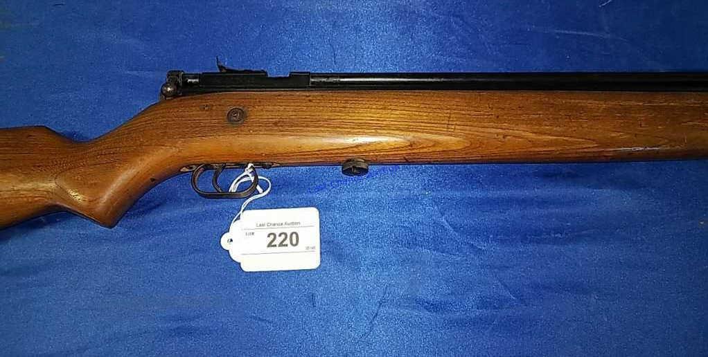 Crosman Model 113 .177 Pellet Gun