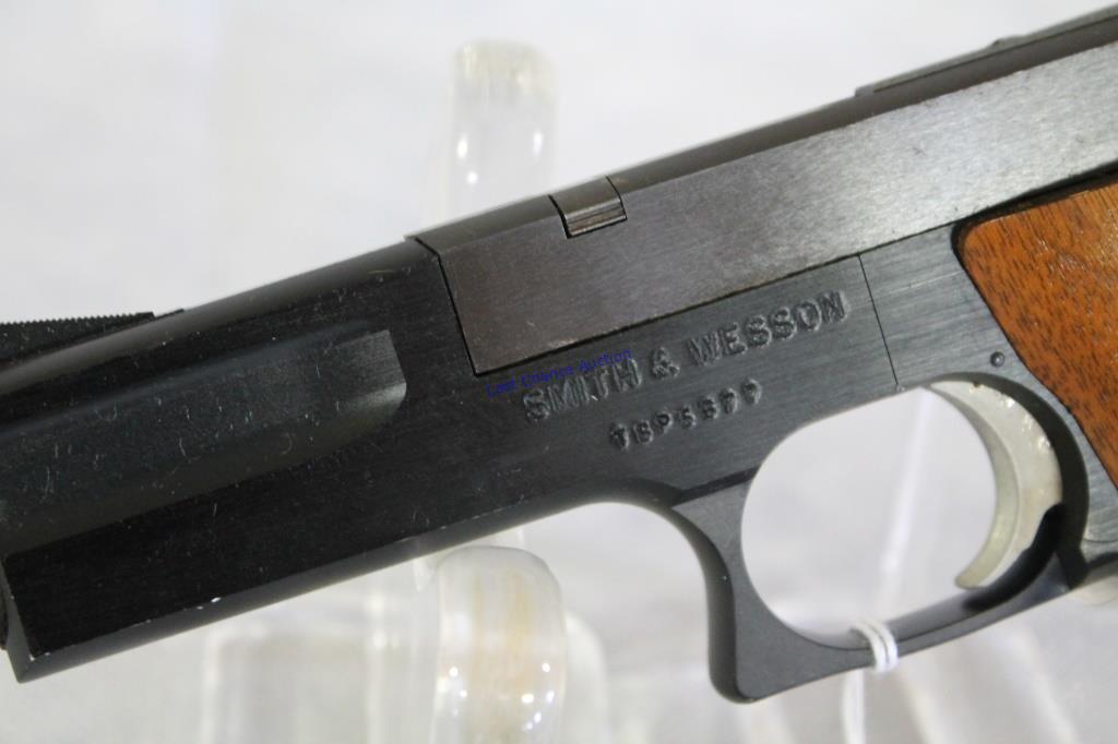 Smith & Wesson 422 .22 Pistol Used