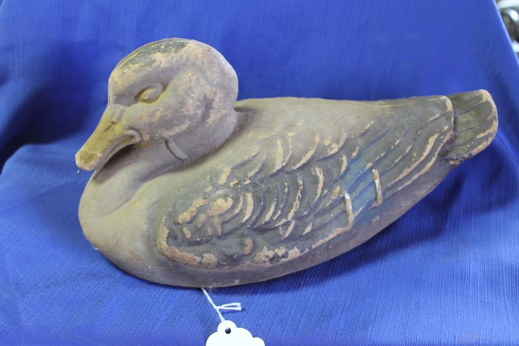 Victor Trap Duck Decoy  Tru Life Mallard Hen