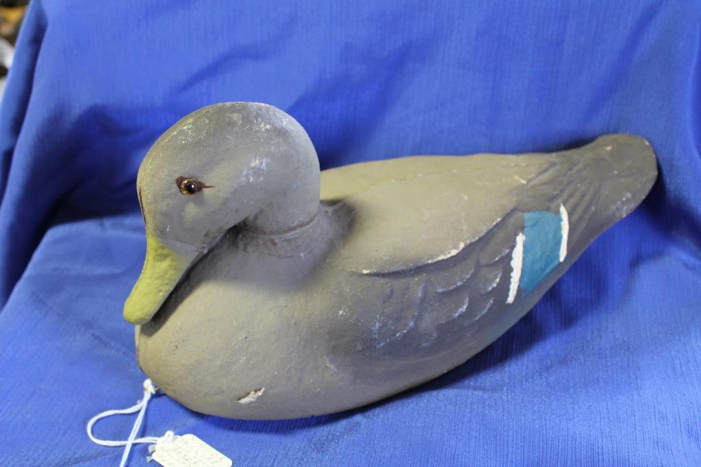 Victor TruLife Mallard Hen Tucked Head Decoy