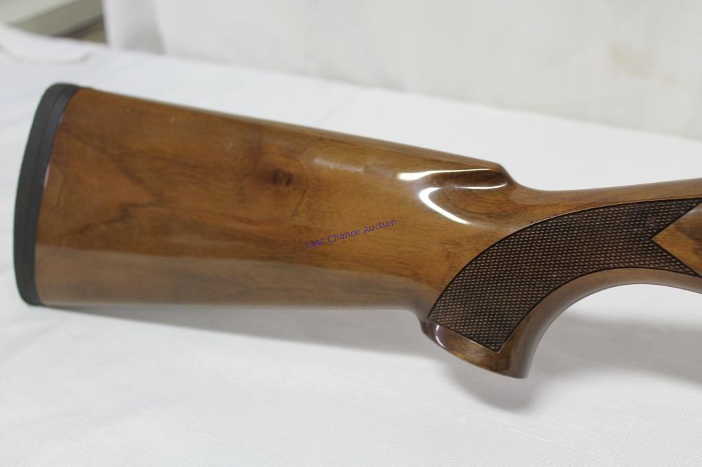 Weatherby SA-08 12ga Shotgun Used