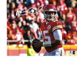 Patrick Mahomes Kansas City Chiefs Autographed 8x10 Passing Photo w/GA coa