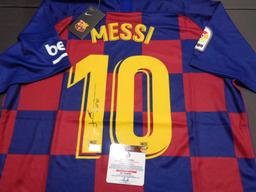 Lionel Messi F.C. Barcelona Autographed Nike 2019-20 Home Soccer Jersey GA coa