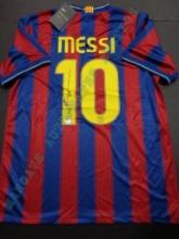 Lionel Messi F.C. Barcelona Autographed Nike 09-10 Home Soccer Jersey GA coa
