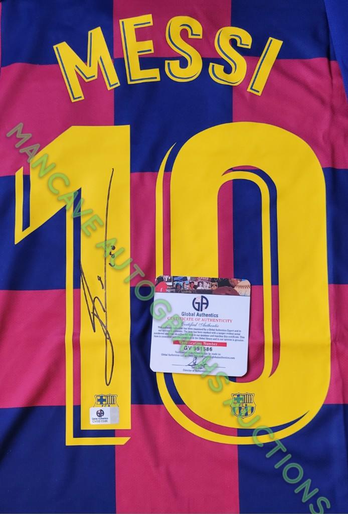 Lionel Messi F.C. Barcelona Autographed Nike 2019-20 Home Soccer Jersey GA coa