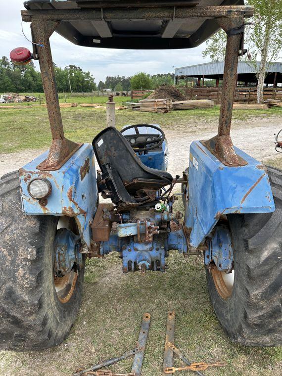 Long 610 tractor