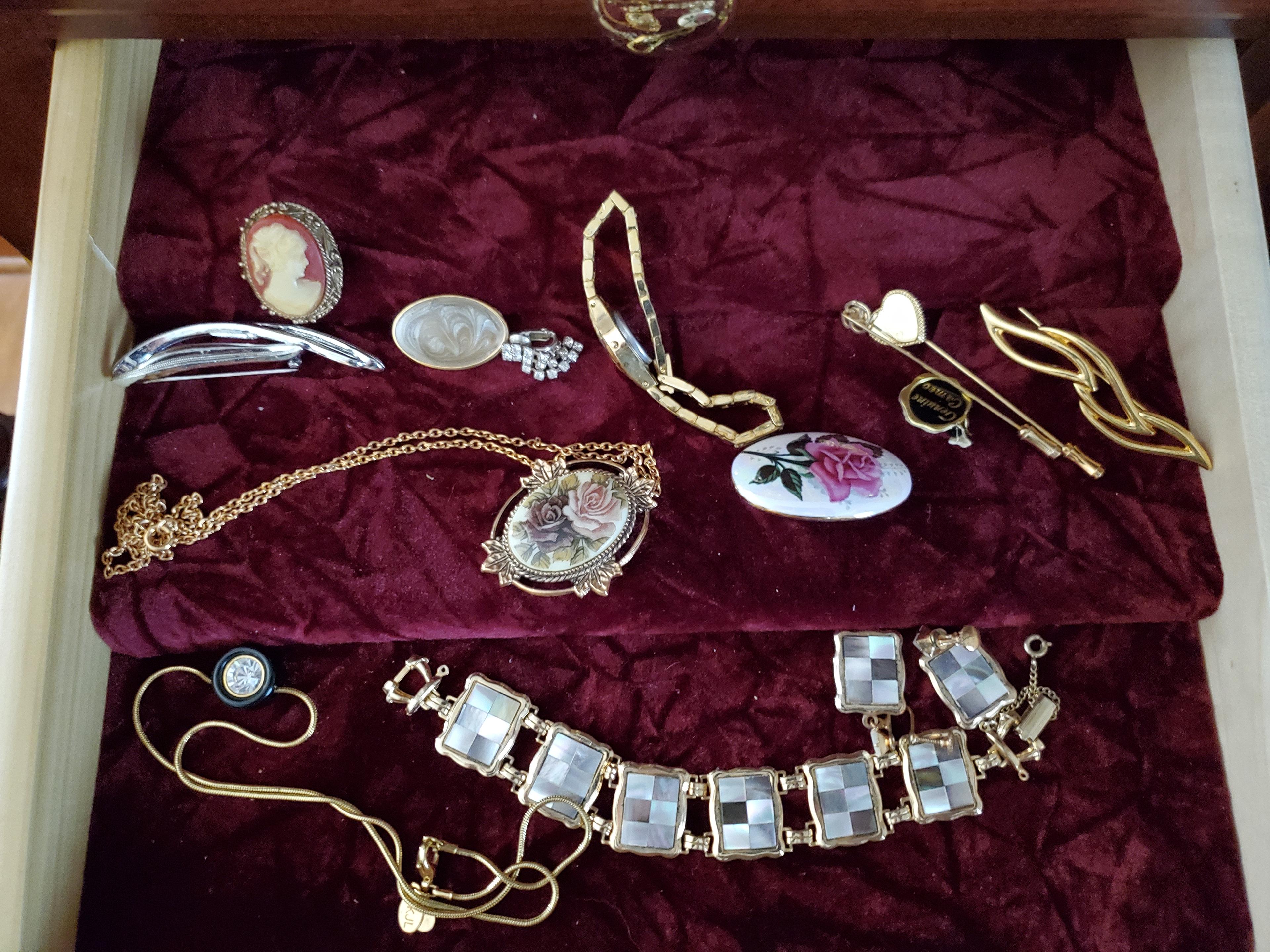 Jewelry Lot 4