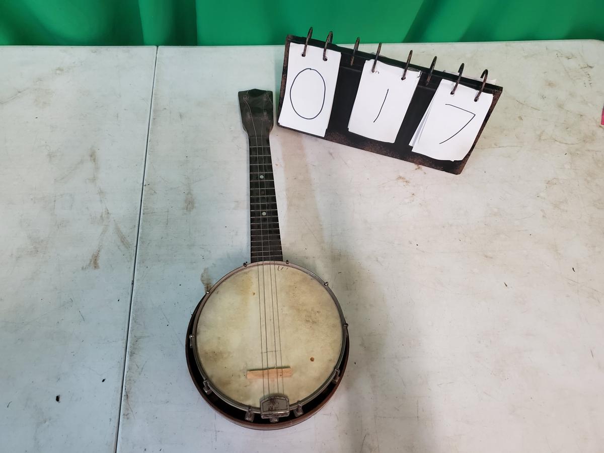 Miniature 4 string Banjo