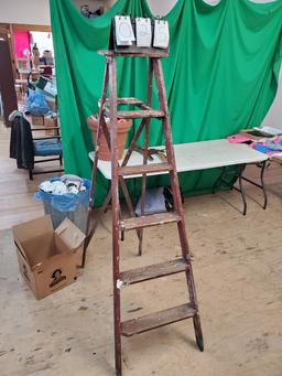 6 foot wooden ladder