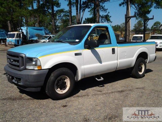 2004 FORD F-250 XL SUPER DUTY REG. CAB LONG WHEELBASE PICK-UP:VIN# 1FDNF20L44EB71963