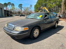 2005 Ford Crown Victoria Passenger Car, VIN # 2FAFP71W85X141527