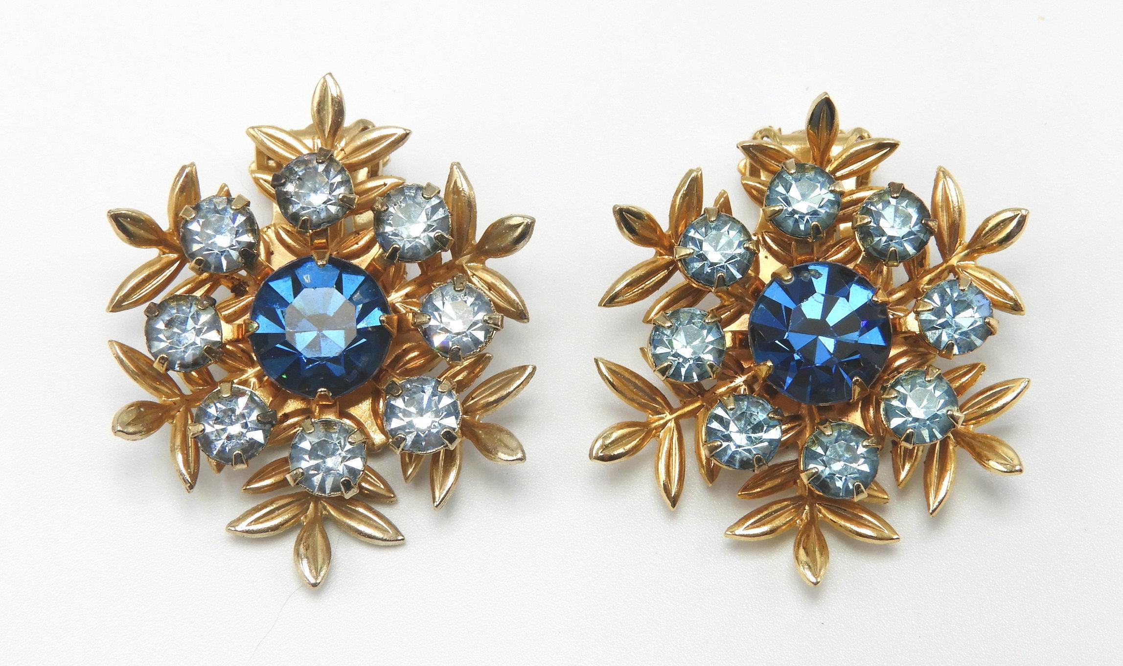 Vintage Snow Flake Blue Rhinestone Brooch and Earrings