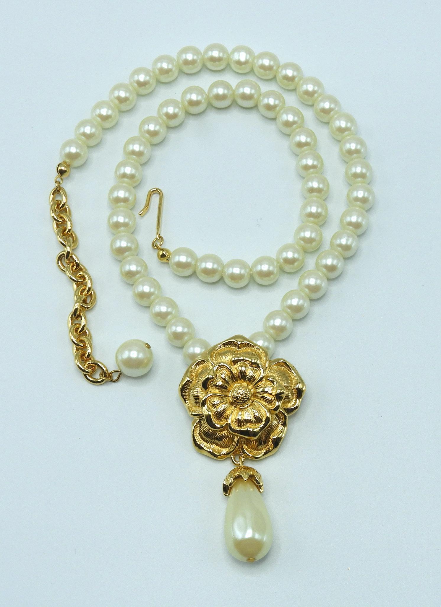 Vintage Avon Pearl Bead Drop Necklace and Earring Set