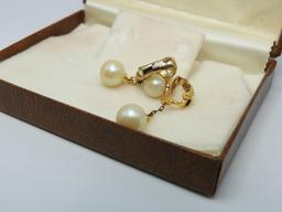 Vintage Hobe Gold Tone and Majorca Pearl Earrings