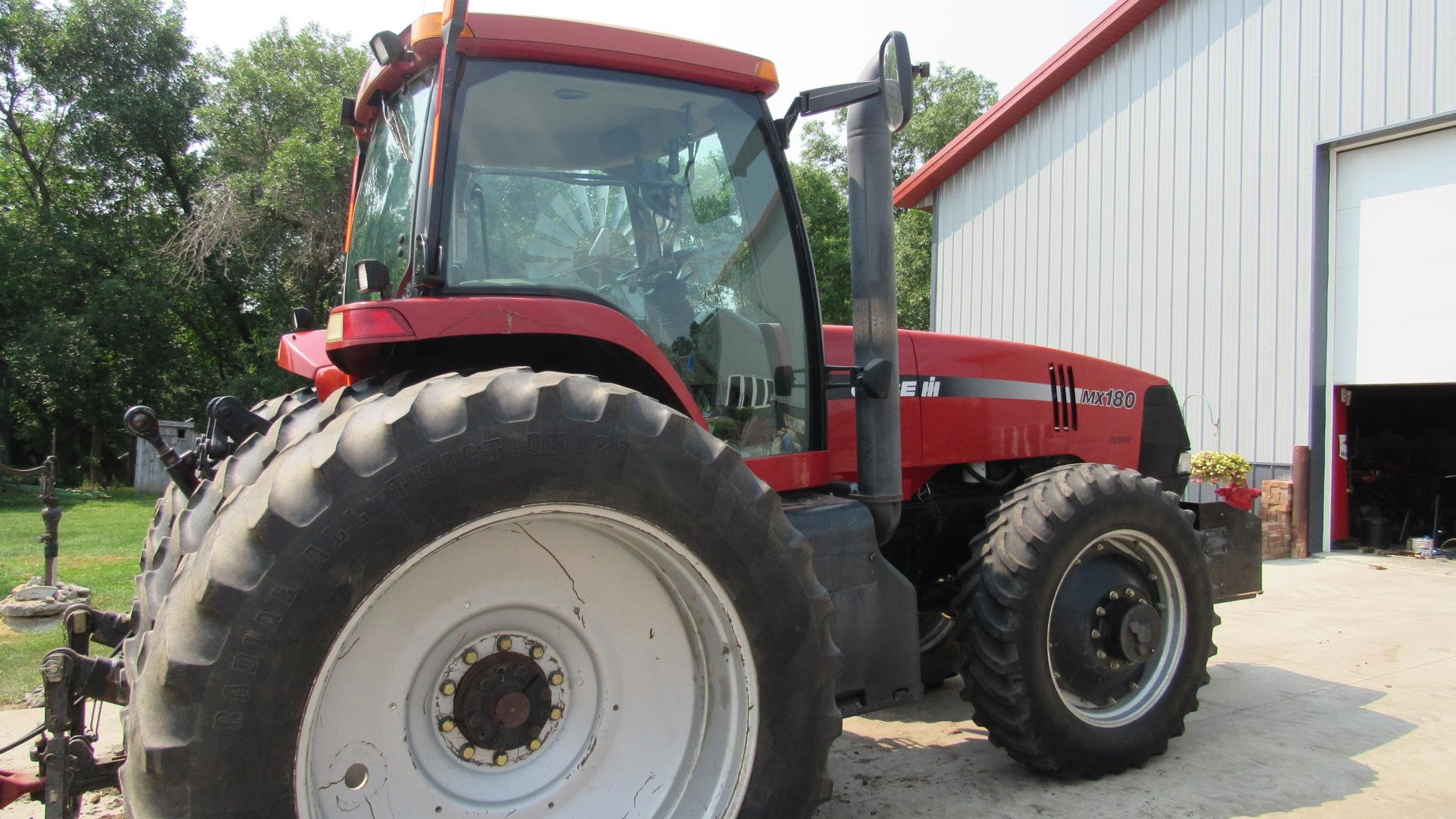 2000 Case IH MX180