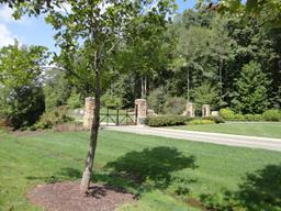 ABSOLUTE -Lot 11 in Tennessee National S/D, 2291 Old Dogwood Trail, Loudon,
