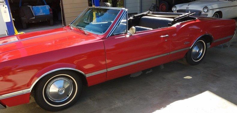 1966 Oldsmobile Cutlass