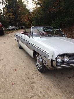 1962 Oldsmobile Starfire