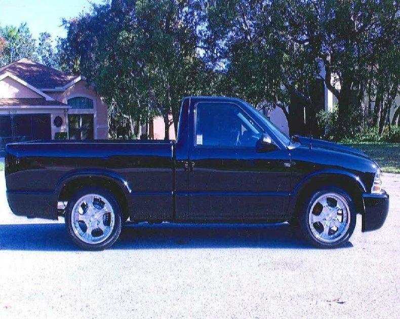 2001 Chevrolet S10 Deluxe