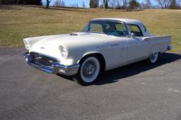 1957 Ford Thunderbird