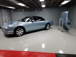 2004 Ford Thunderbird