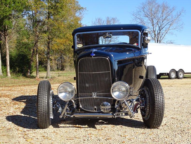 1932 Ford 5 Window Coupe