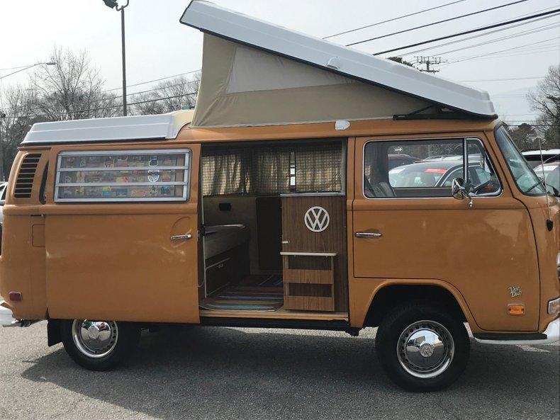 1972 Volkswagen Westfalia Camper