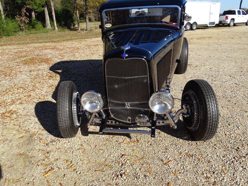 1932 Ford 5 Window Coupe