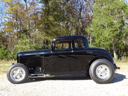 1932 Ford 5 Window Coupe