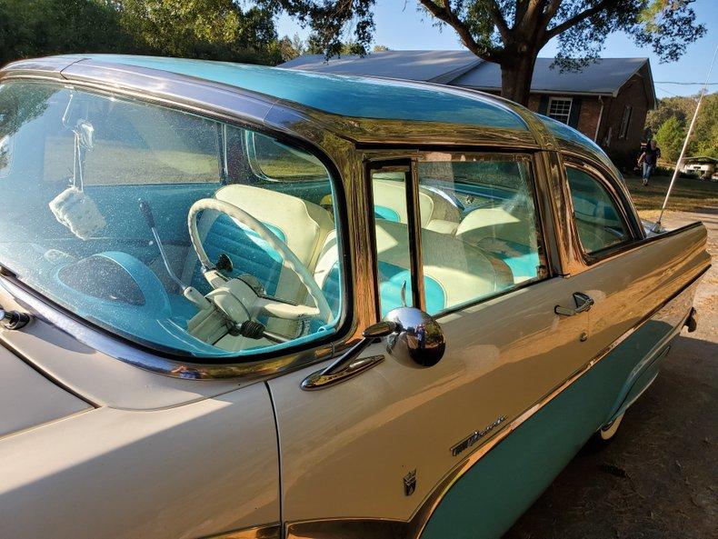 1955 Ford Crown Victoria