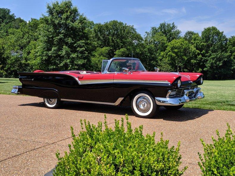 1957 Ford Fairlane 500