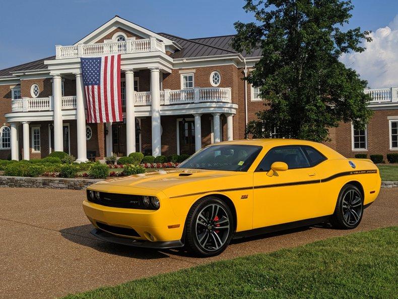 2012 Dodge Challenger SRT8 Yellow Jacket