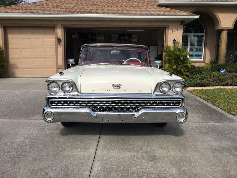 1959 Ford Fairlane Skyliner