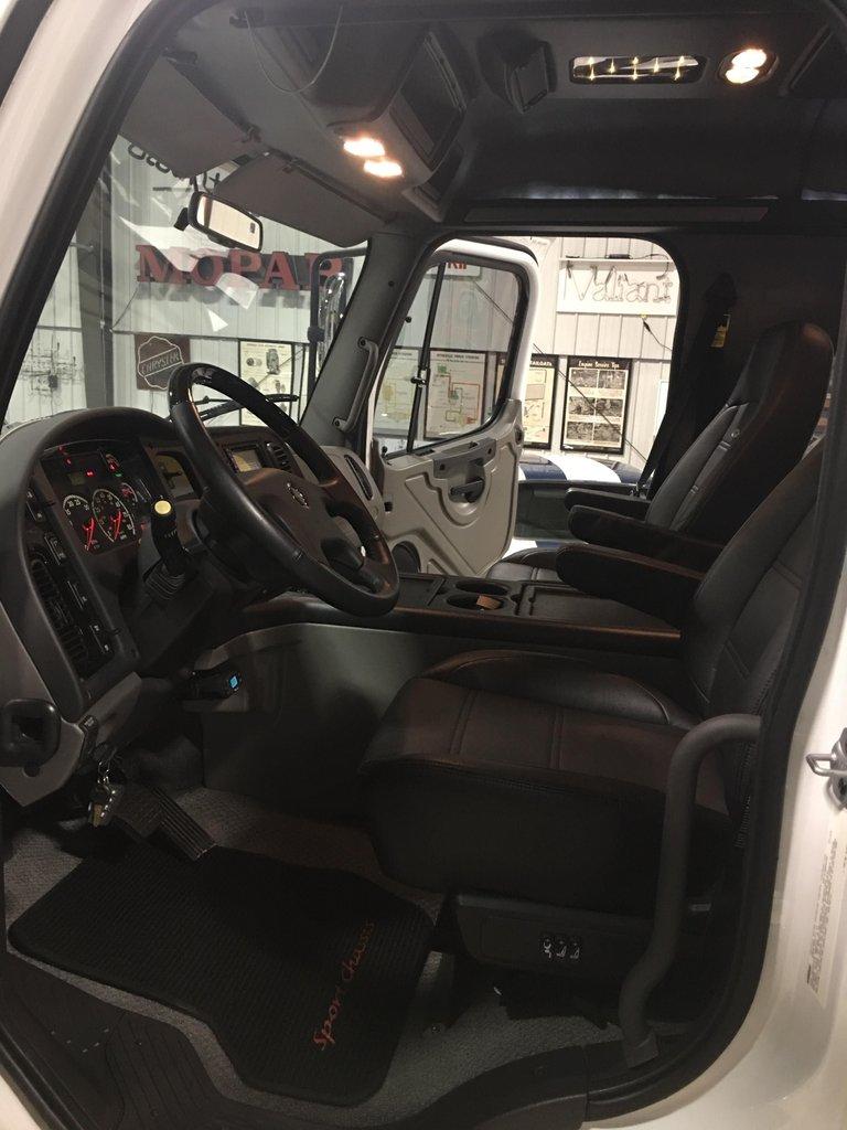 2013 Freightliner Sport Chassis
