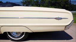 1964 Ford Galaxie 500 XL