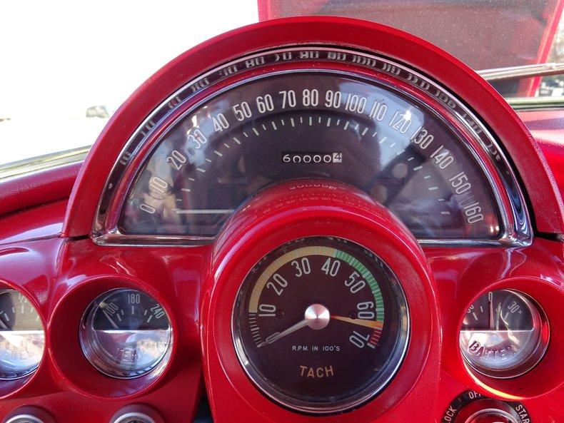 1962 Chevrolet Corvette Big Tank