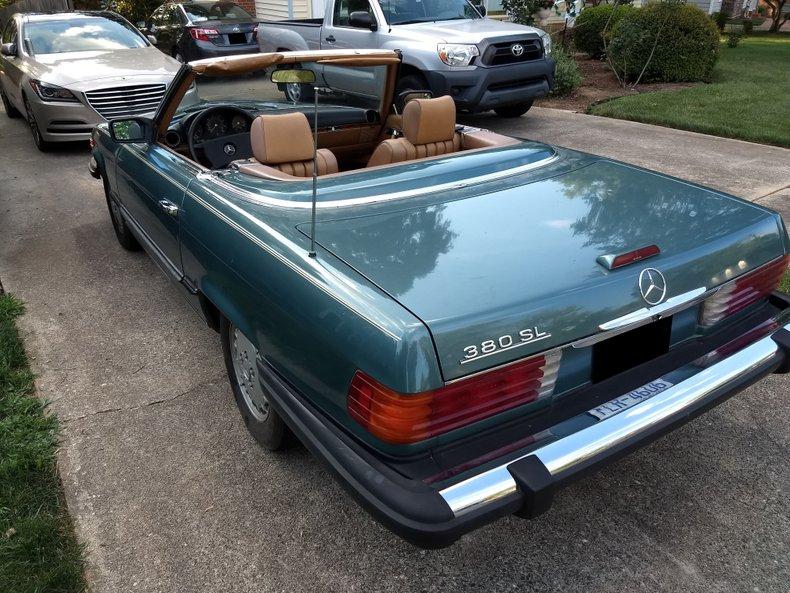 1984 Mercedes-Benz 380 SL