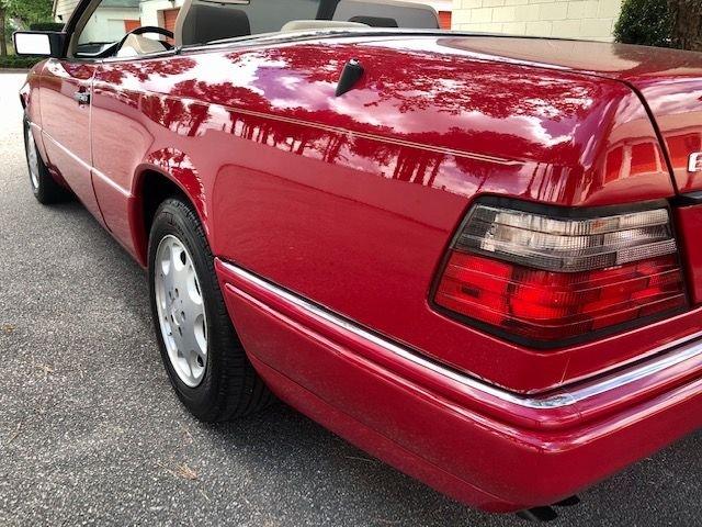 1995 Mercedes-Benz E320 Cabriolet