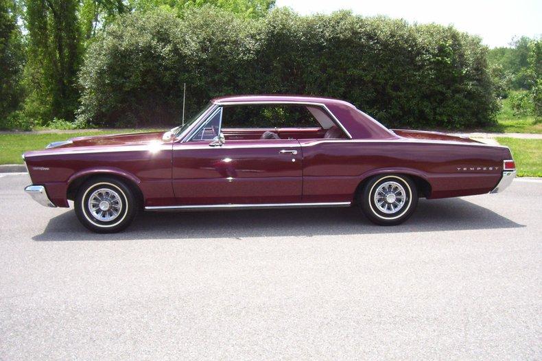 1965 Pontiac Tempest Custom