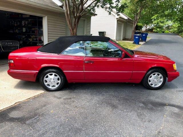 1995 Mercedes-Benz E320 Cabriolet