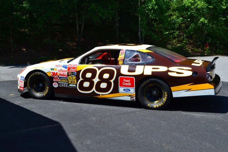 1997 Ford Taurus 88 DALE JARRETT RACE CAR